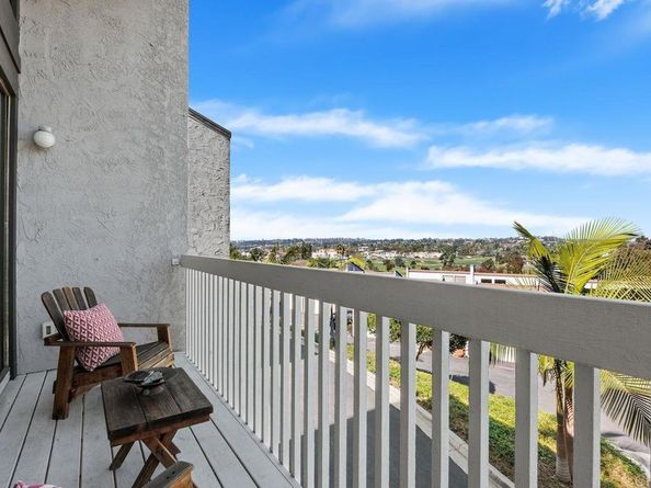 2433 La Costa Ave. A, Carlsbad CA 92009