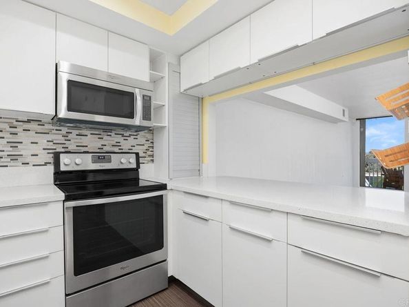 2433 La Costa Ave. A, Carlsbad CA 92009