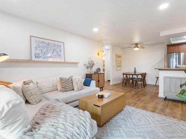 432 Edgehill Lane 74, Oceanside CA 92054