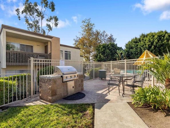 432 Edgehill Lane 74, Oceanside CA 92054