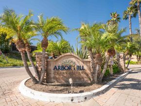 432 Edghill Ln 79, Oceanside CA 92054