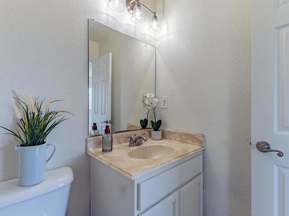 188 S Lincoln Avenue 22, El Cajon CA 92020