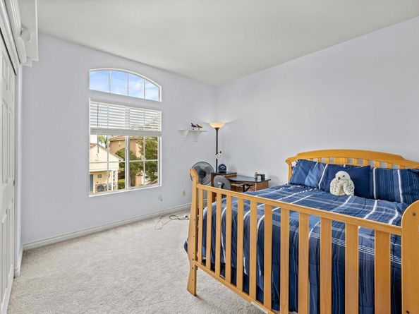 2935 Cliff Circle, Carlsbad CA 92010