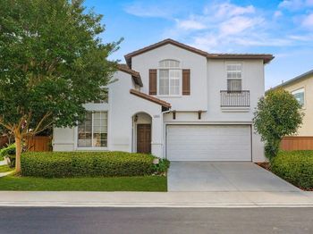 2935 Cliff Circle