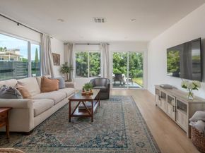 8419 Menkar Rd, San Diego CA 92126