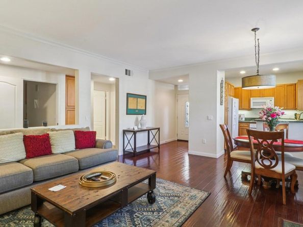 10978 Serafina Lane 69, San Diego CA 92128