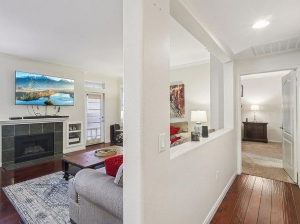 10978 Serafina Lane 69, San Diego CA 92128