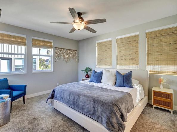 1570 Vista Del Mar Way 4, Oceanside CA 92054