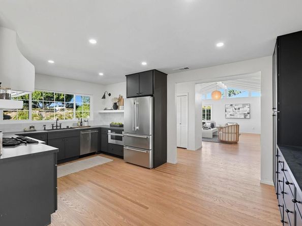 1501 Chatsworth Boulevard, Point Loma CA 92107