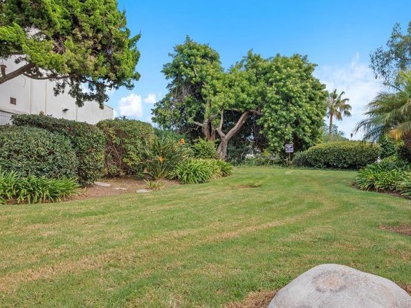 7021 Estrella De Mar Rd, Carlsbad CA 92009