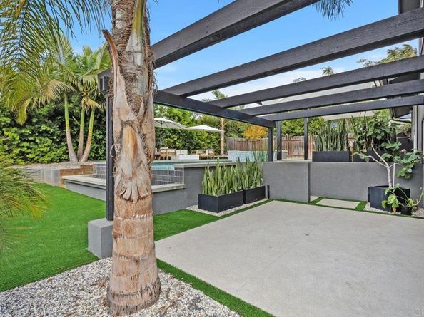1120 Cape Aire Lane, Carlsbad CA 92008