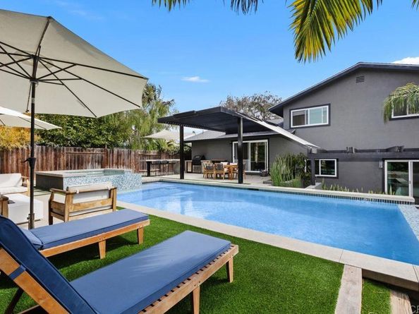 1120 Cape Aire Lane, Carlsbad CA 92008
