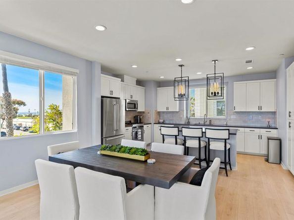 1573 Vista Del Mar Way, Oceanside CA 92054