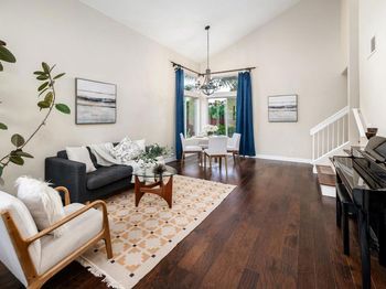 3362 Edgeview
