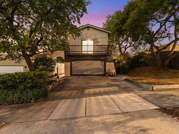 3947 Marvin St