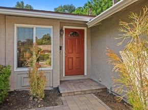 12940 Calle De Las Rosas, San Diego CA 92129