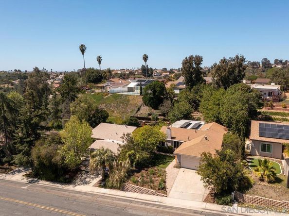 12940 Calle De Las Rosas, San Diego CA 92129