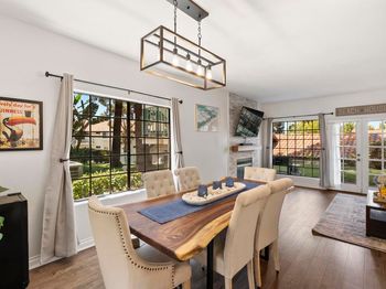 16232 Avenida Venusto