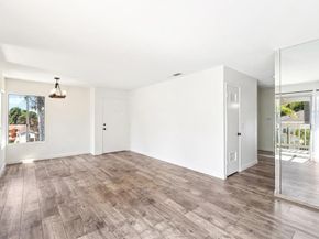 225 Diamond Way 211, Vista CA 92083