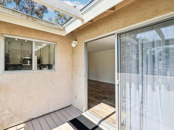 225 Diamond Way 211, Vista CA 92083