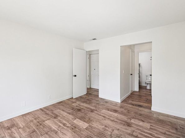 225 Diamond Way 211, Vista CA 92083