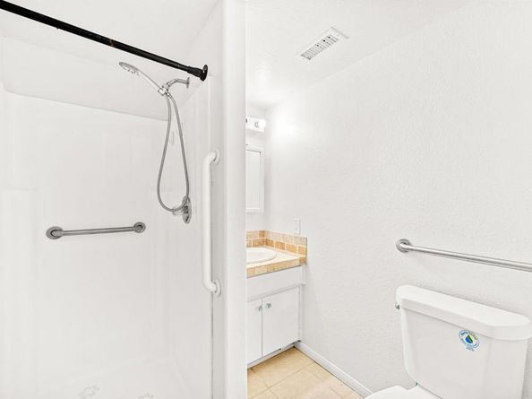 326 Sunrise Circle, Vista CA 92084