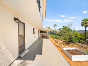 326 Sunrise Circle, Vista CA 92084