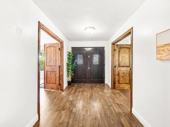 326 Sunrise Circle, Vista CA 92084