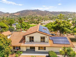 326 Sunrise Circle, Vista CA 92084