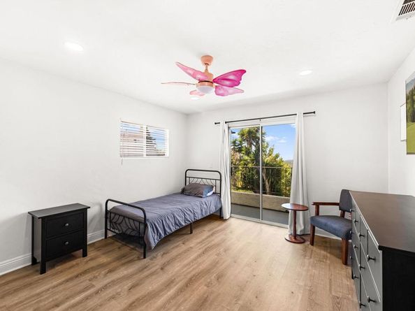 326 Sunrise Circle, Vista CA 92084