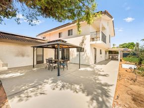 326 Sunrise Circle, Vista CA 92084