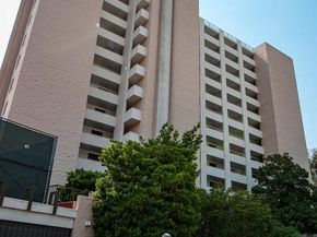 2500 Torrey Pines Road 902, La Jolla CA 92037