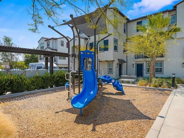 408 Carina, Escondido CA 92025