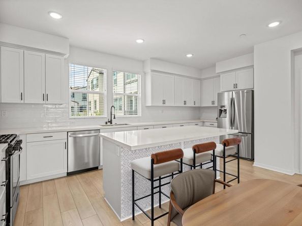 408 Carina, Escondido CA 92025