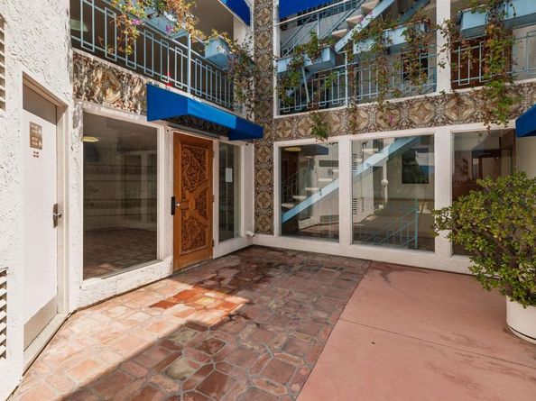 8308 Regents Road 1H, San Diego CA 92122