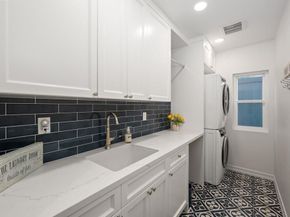 2122 Del Mar Heights Road, Del Mar CA 92014