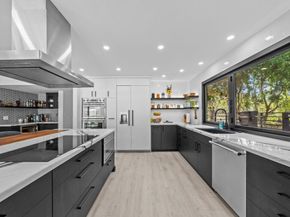 20 Lake Helix Drive, La Mesa CA 91941