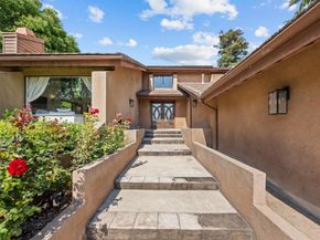20 Lake Helix Drive, La Mesa CA 91941