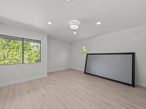 20 Lake Helix Drive, La Mesa CA 91941