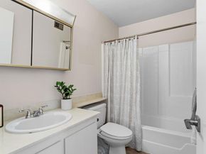 8641 Hydra Lane, San Diego CA 92126