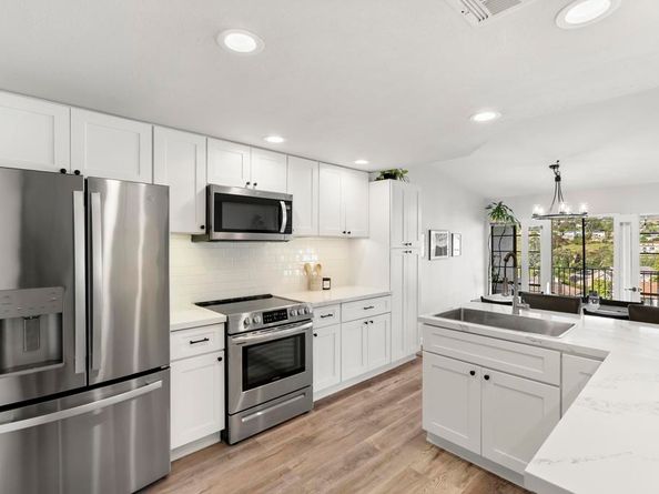 2630 Pirineos Way 13, Carlsbad CA 92009