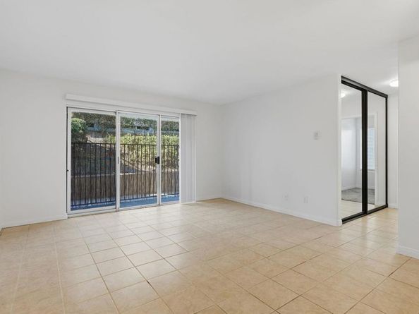 2360 Hosp Way 129, Carlsbad CA 92008