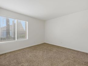 2360 Hosp Way 129, Carlsbad CA 92008