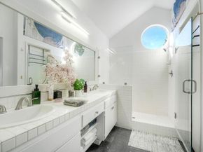 1477 Genoa Dr, Vista CA 92081