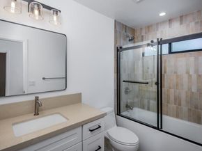 250 258 Hillcrest Drive, Encinitas CA 92024