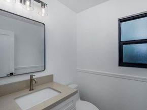 250 258 Hillcrest Drive, Encinitas CA 92024