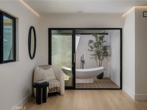 5826 Soledad Mountain, La Jolla CA 92037