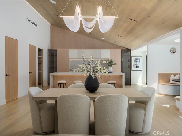 5826 Soledad Mountain, La Jolla CA 92037