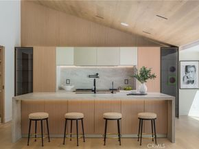 5826 Soledad Mountain, La Jolla CA 92037