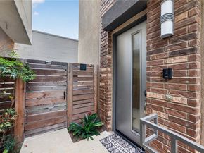 821 Brickyard, Costa Mesa CA 92627
